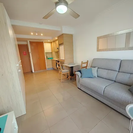 Estudio En Primera Linea De Playa *